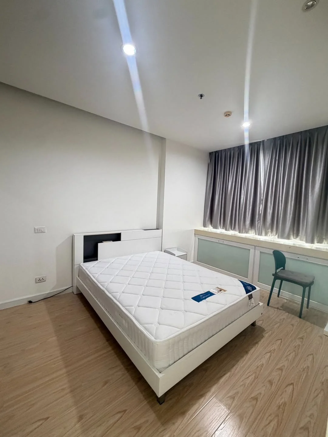 1 Bedroom condo in TC Green Rama 9