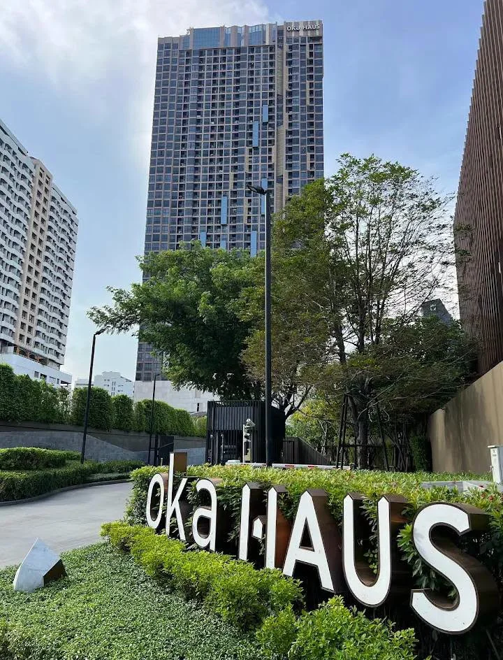 1 Bedroom condo in Oka Haus Sukhumvit 36