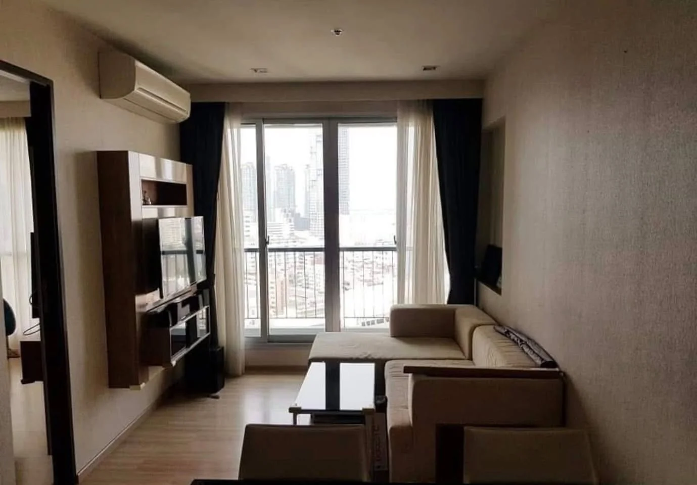 1 Bedroom condo in Rhythm Sathorn