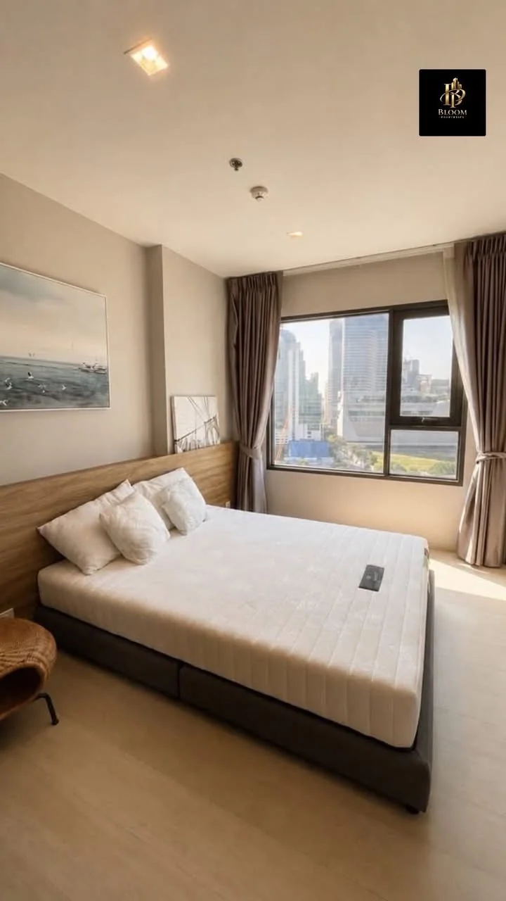 1 Bedroom condo in Life One Wireless