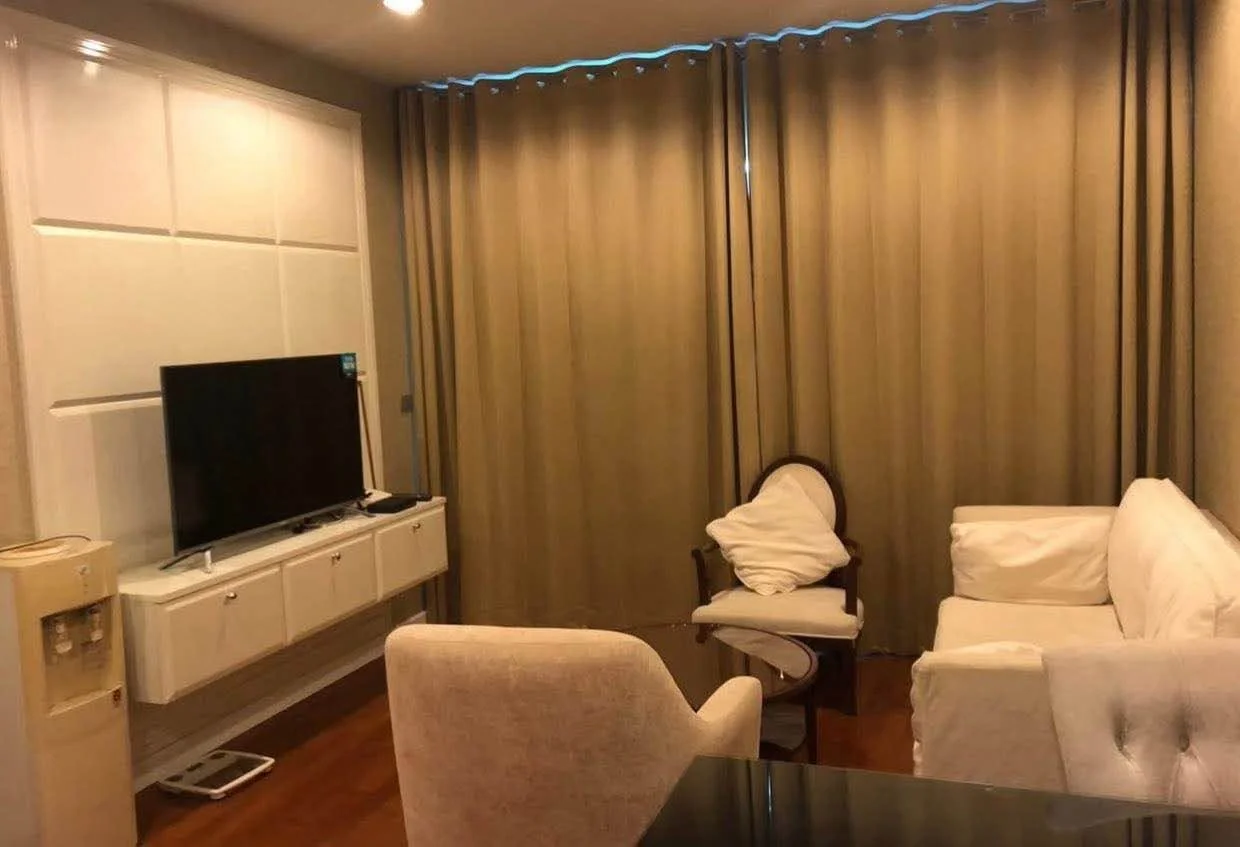 1 Bedroom condo in The Address Chidlom