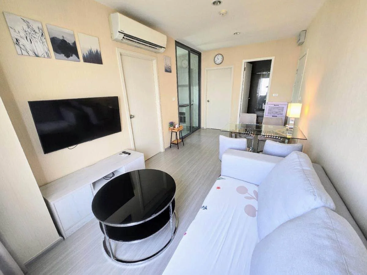 2 Bedroom condo in Aspire Sathorn-Ratchaphruek