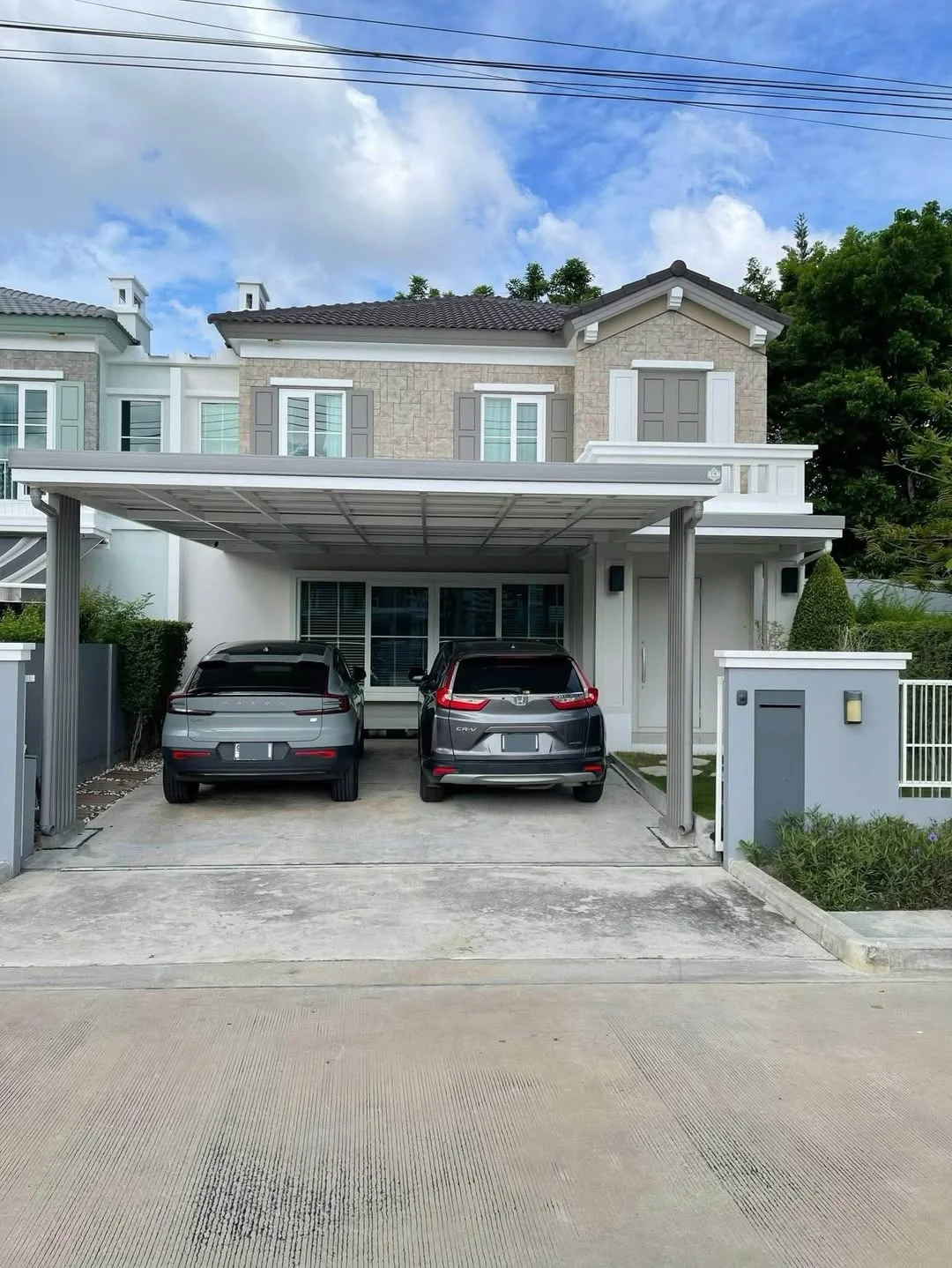 2 Bedroom condo in Anya Bangna-Ramkhamhaeng 2