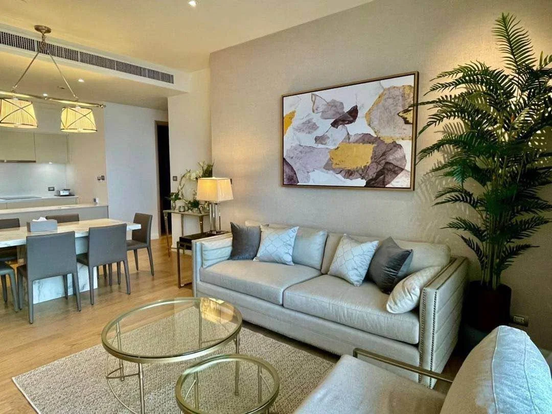 3 Bedroom condo in Magnolias Waterfront Residences