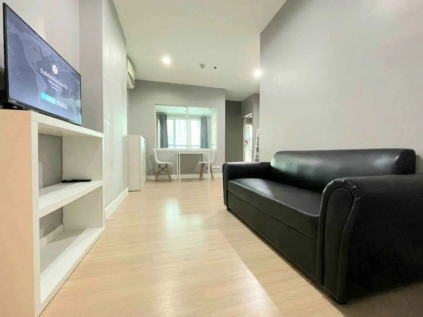 1 Bedroom condo in Life @ Sathorn 10