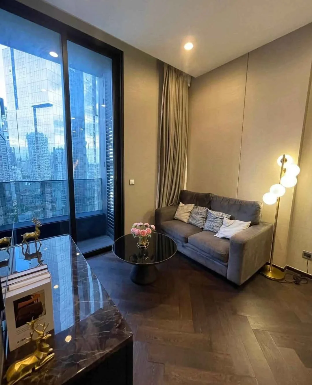 1 Bedroom condo in The Esse Sukhumvit 36