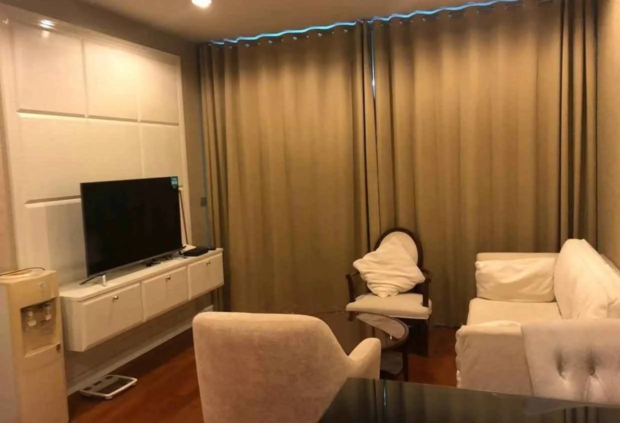 1 Bedroom condo in The Address Chidlom