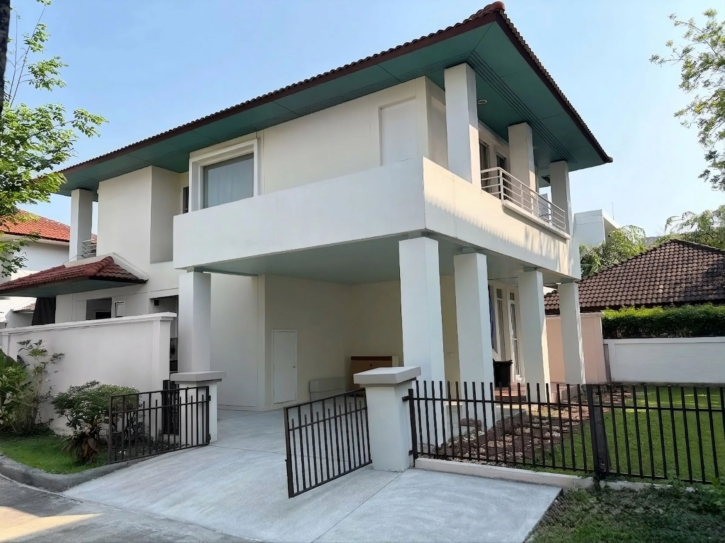 3 Bedroom condo in Bangkok Villa