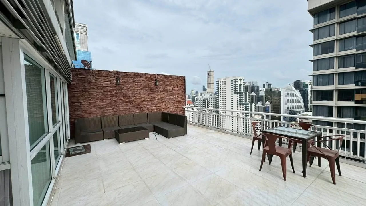 2 Bedroom condo in Grand Park View Asoke