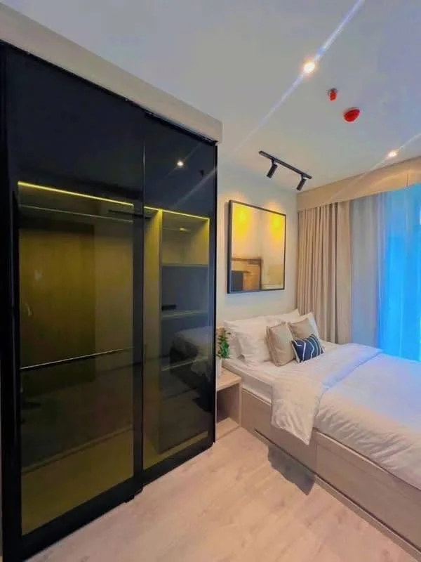 1 Bedroom condo in Rhythm Ekkamai Estate