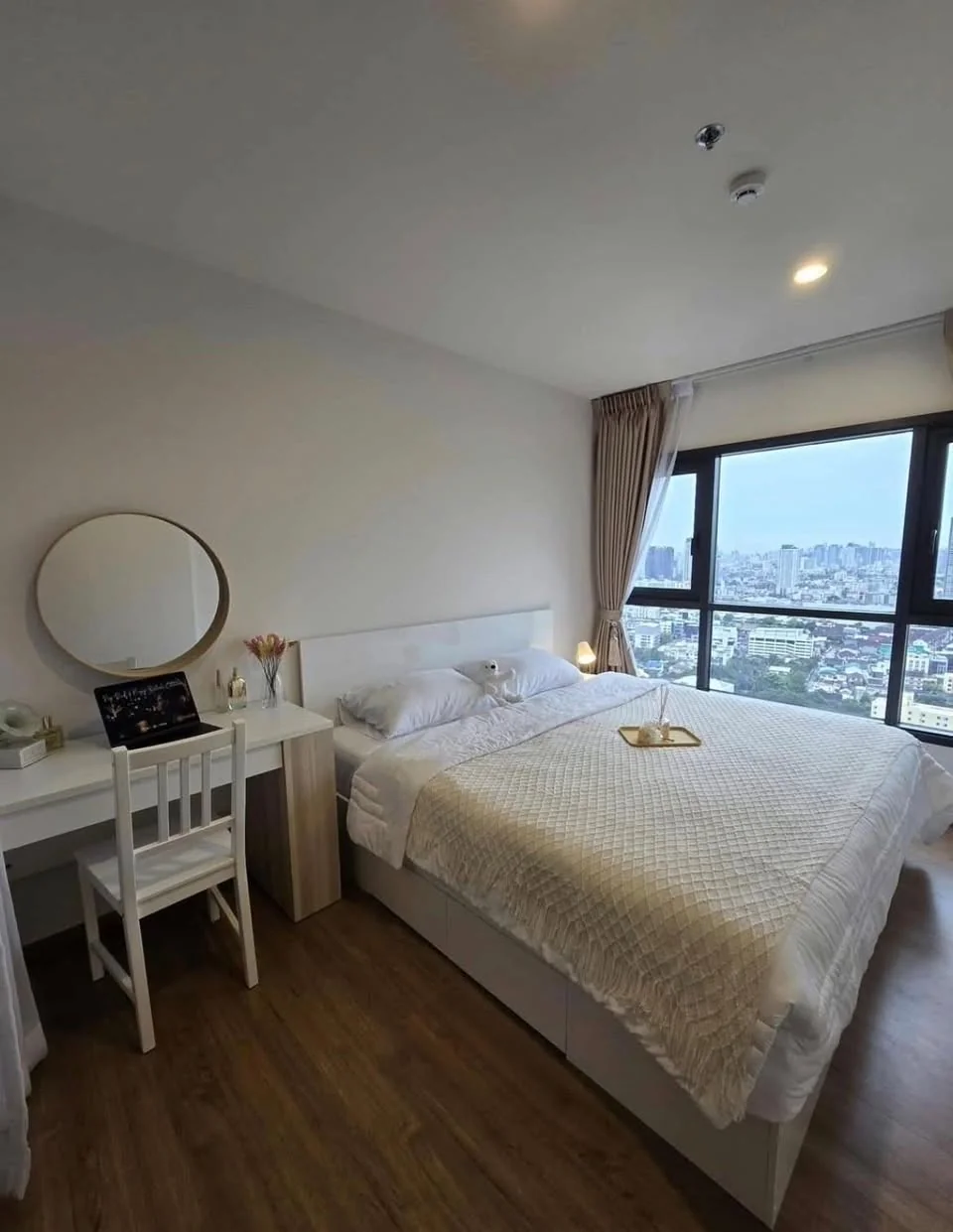 1 Bedroom condo in The Line Vibe