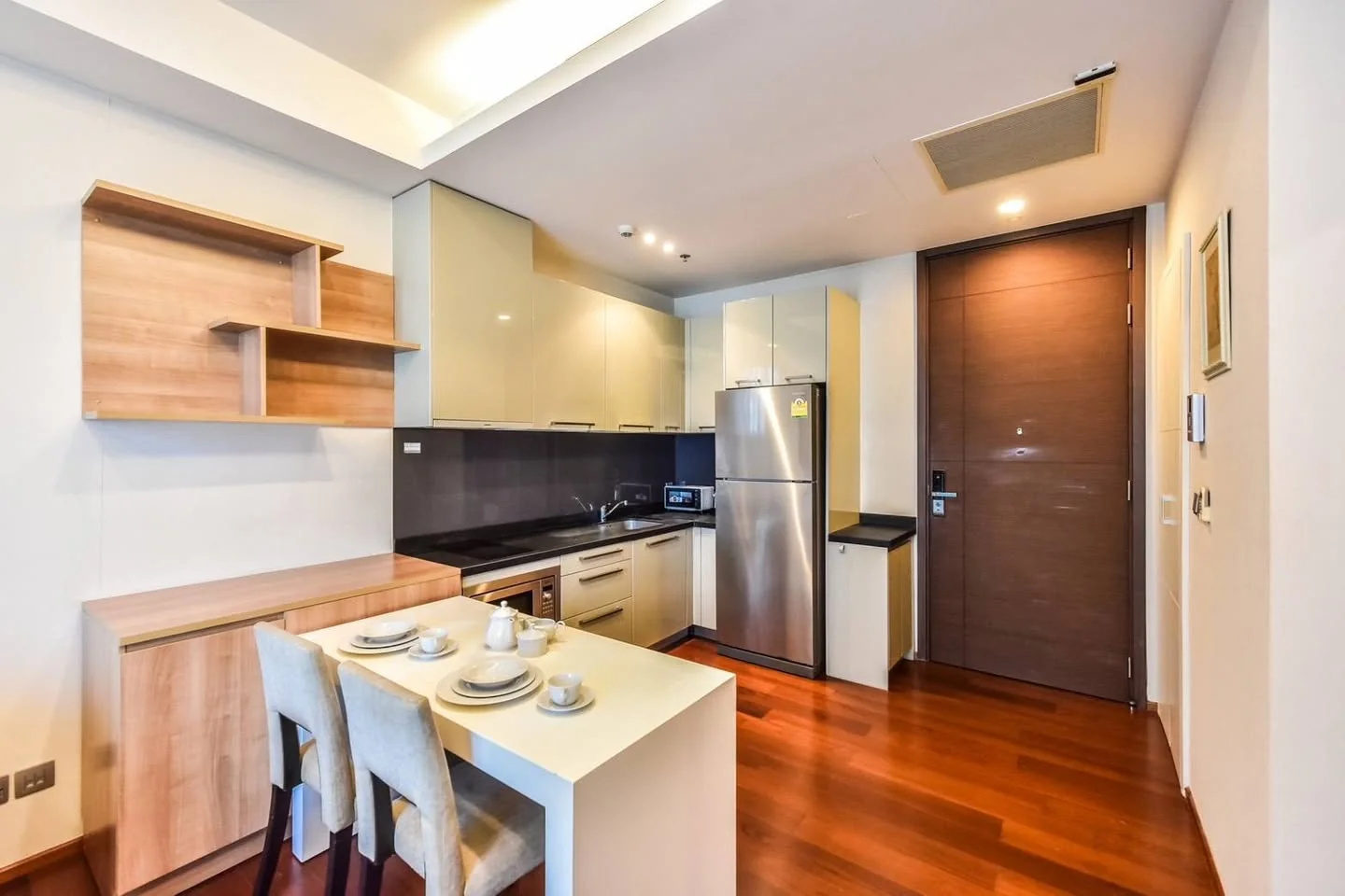 1 Bedroom condo in Quattro by Sansiri