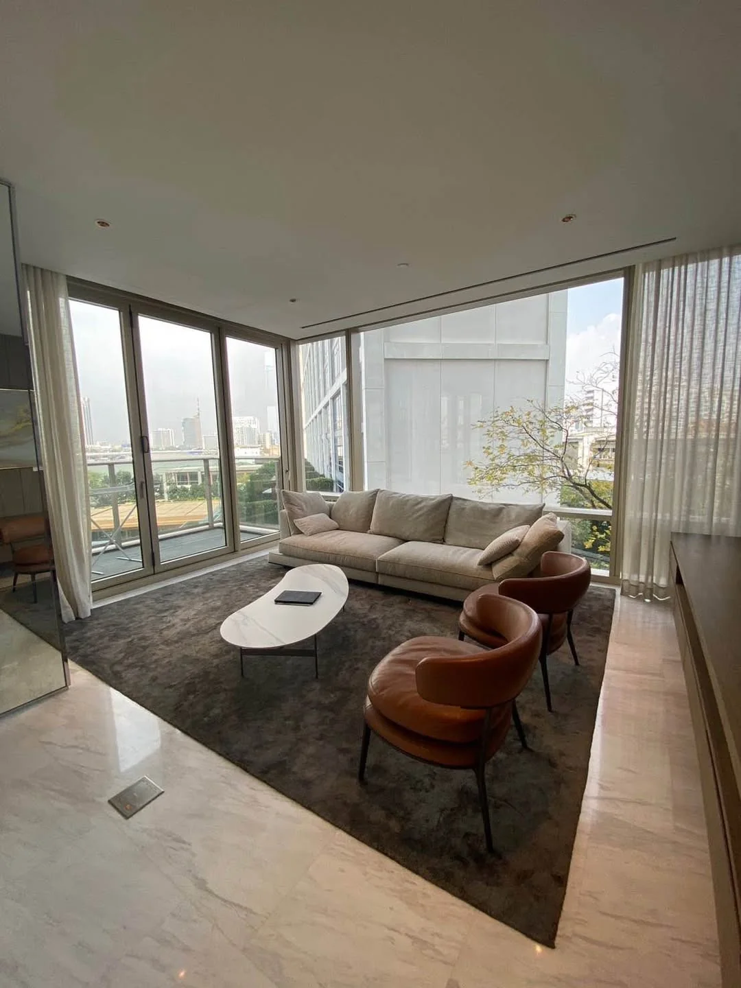 2 Bedroom condo in Four Seasons Private Residences