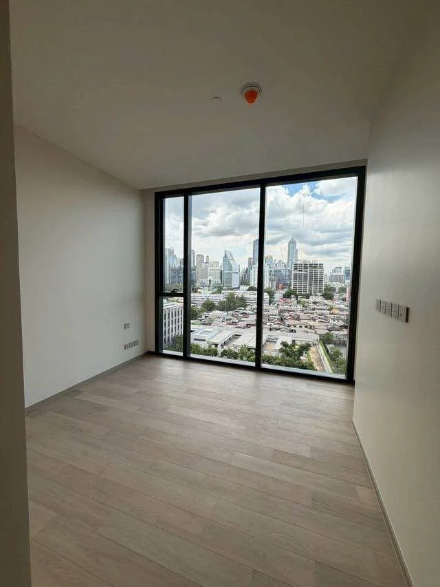 1 Bedroom condo in EI8HTEEN SEVEN - One Bangkok
