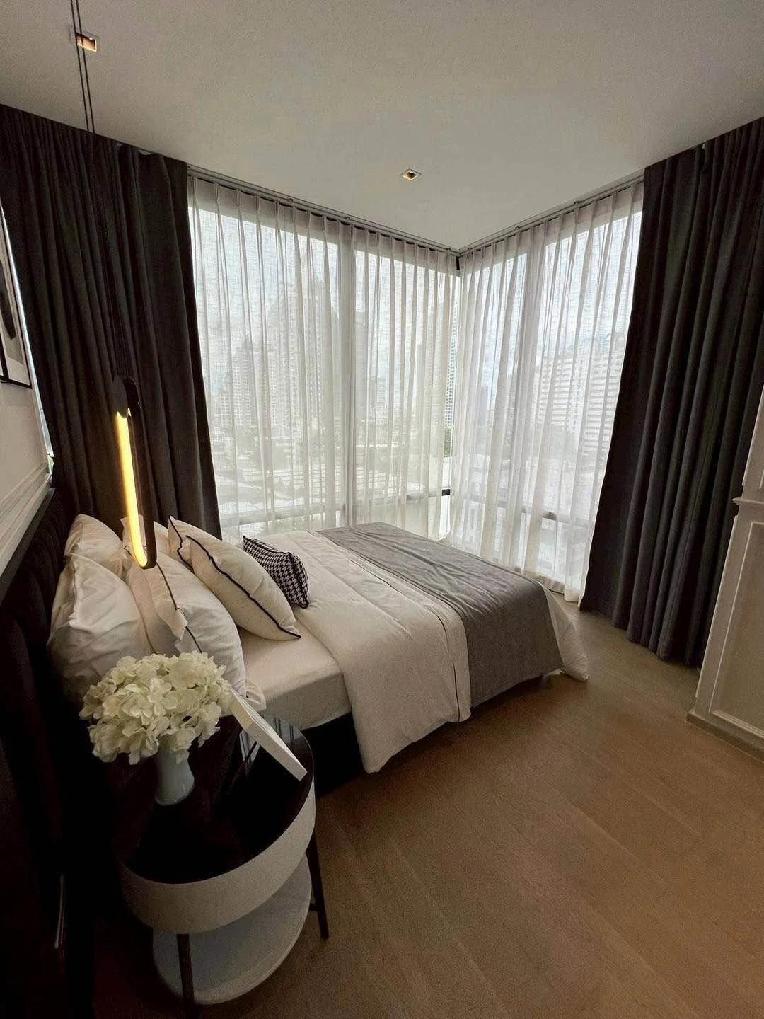 2 Bedroom condo in ASHTON Silom