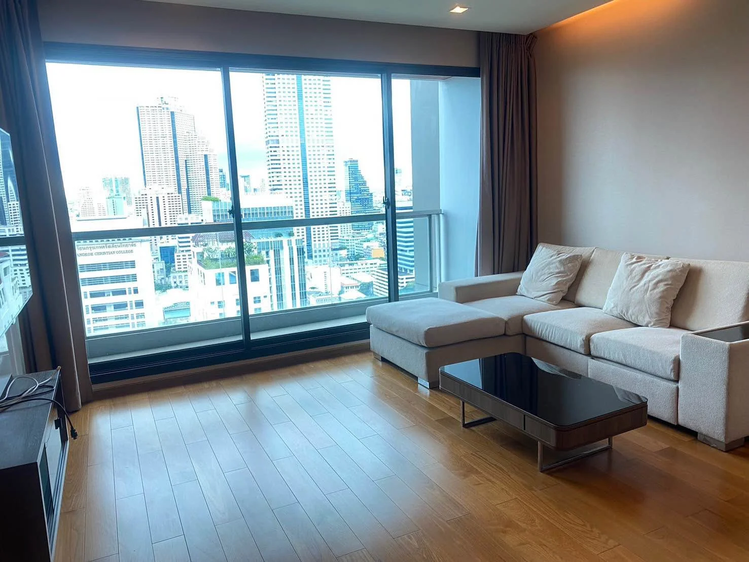 2 Bedroom condo in The Address Sathorn