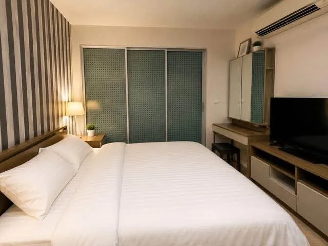 1 Bedroom condo in Rhythm Sathorn-Narathiwas