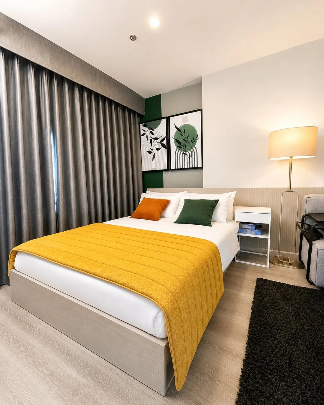 Studio condo in Elio Sathorn-Wutthakat