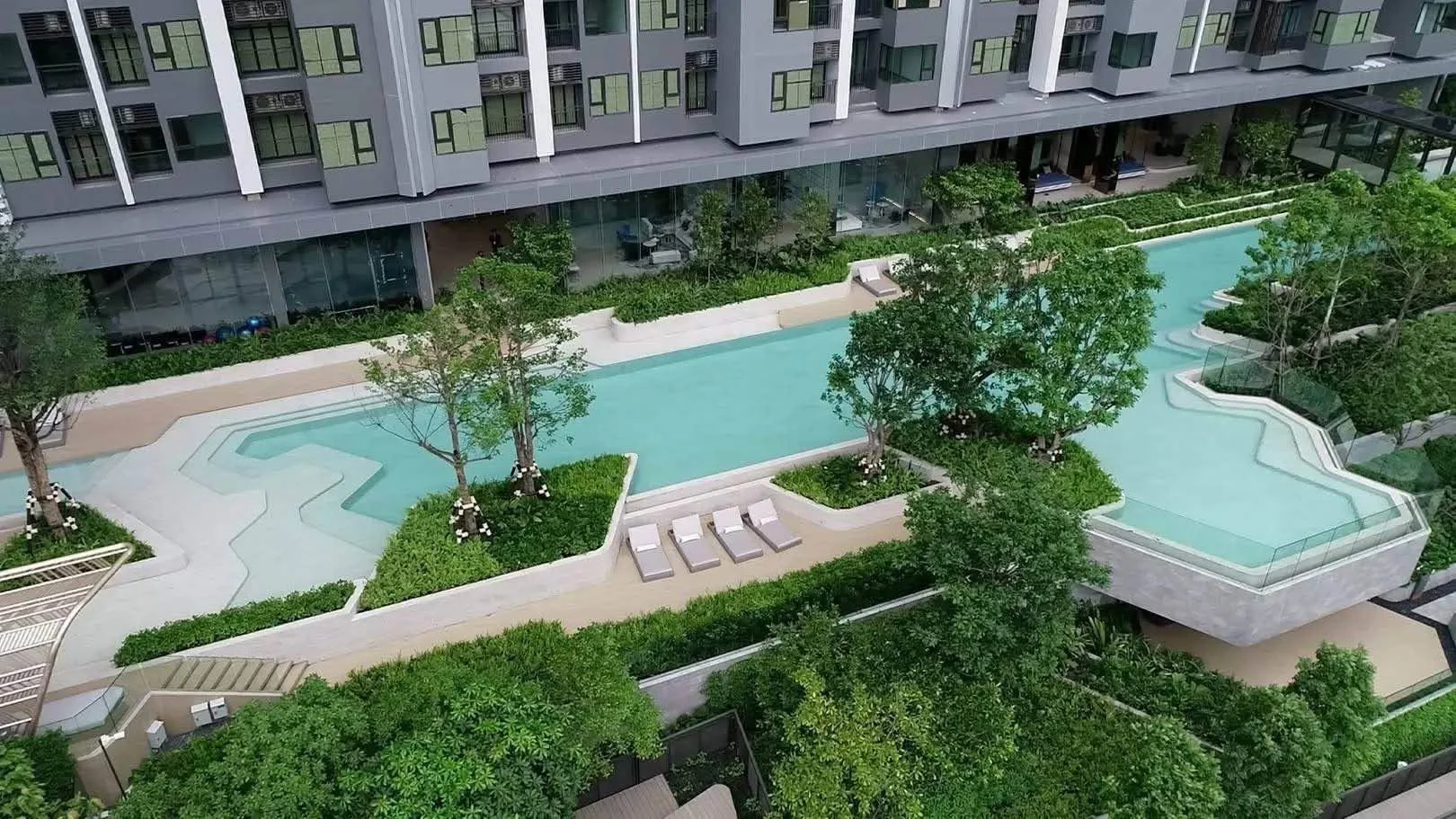 1 Bedroom condo in Life Sathorn Sierra
