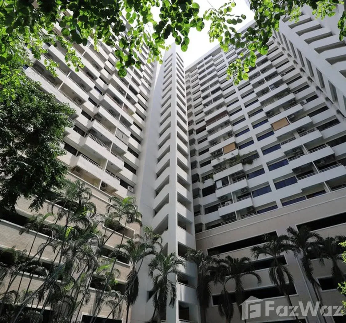 2 Bedroom condo in Saranjai Mansion