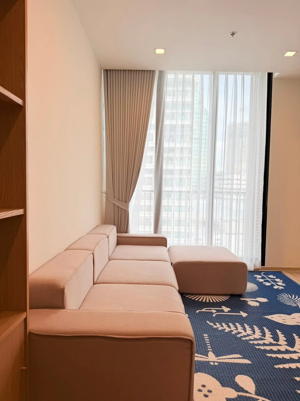 1 Bedroom condo in Noble State 39