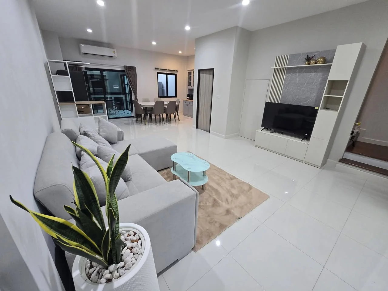 3 Bedroom condo in Cordiz at Udomsuk
