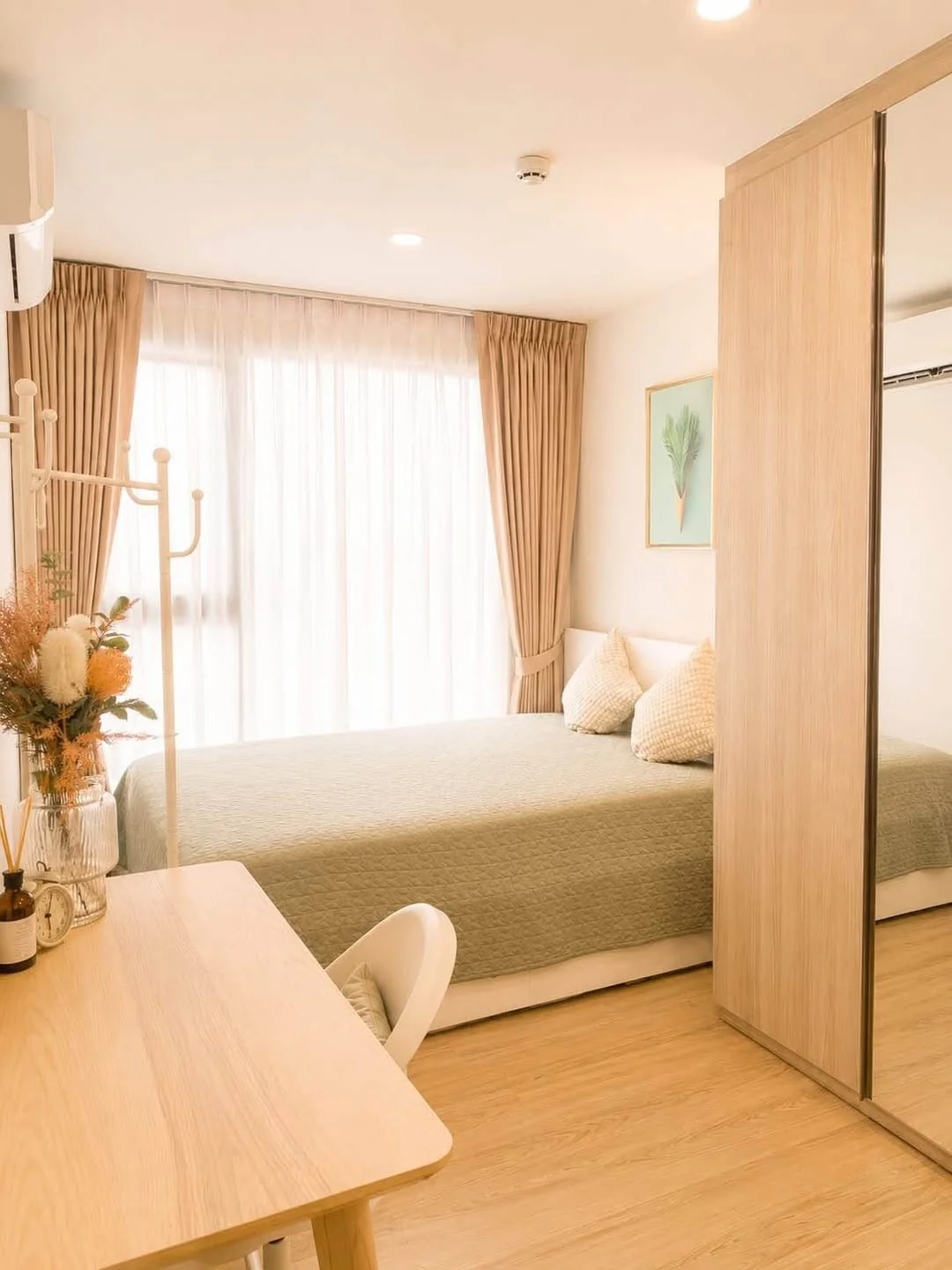 1 Bedroom condo in Origin Play Bangkhunnon Triple Station