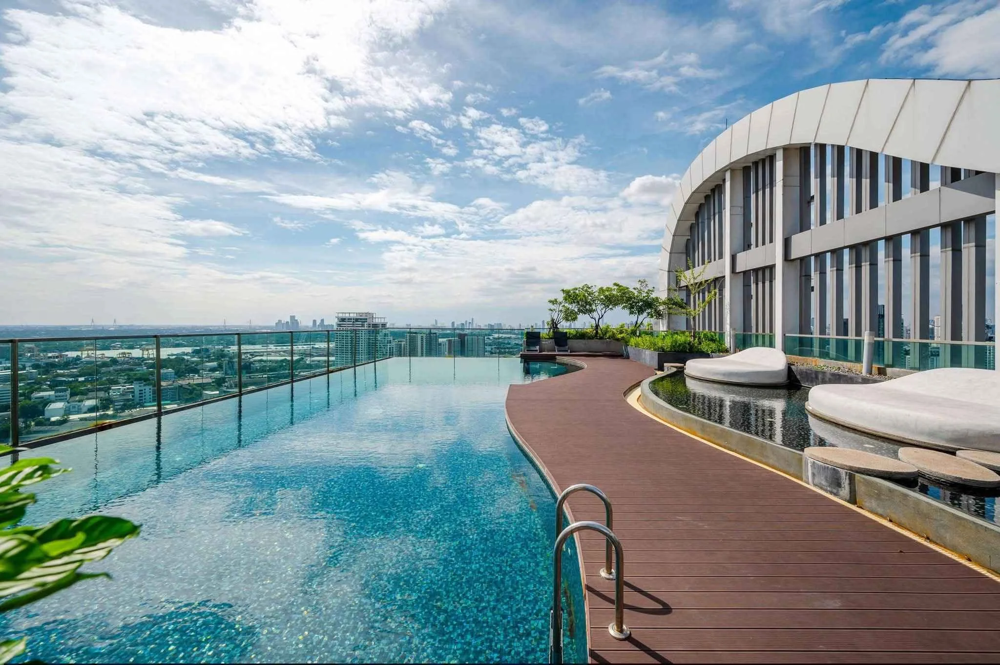 1 Bedroom condo in Rhythm Sukhumvit 44/1