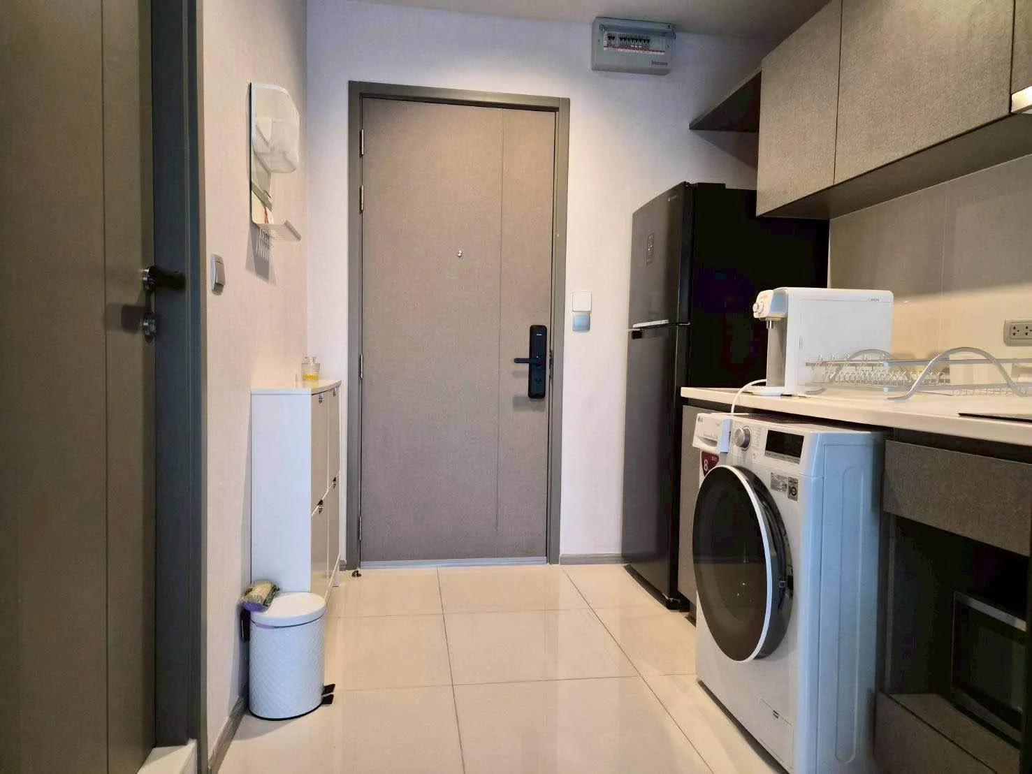 1 Bedroom condo in Life Asoke Hype