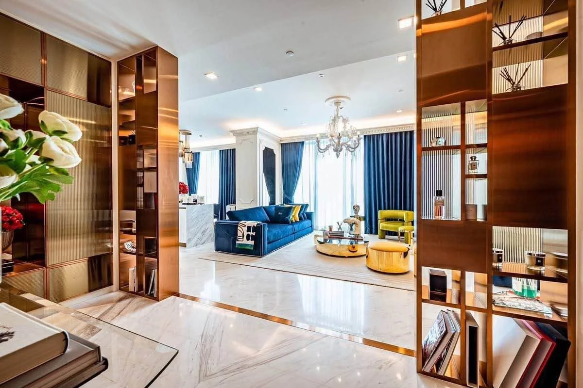 2 Bedroom condo in The Monument Thonglor