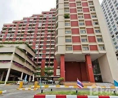 1 Bedroom condo in Country Complex Bangna