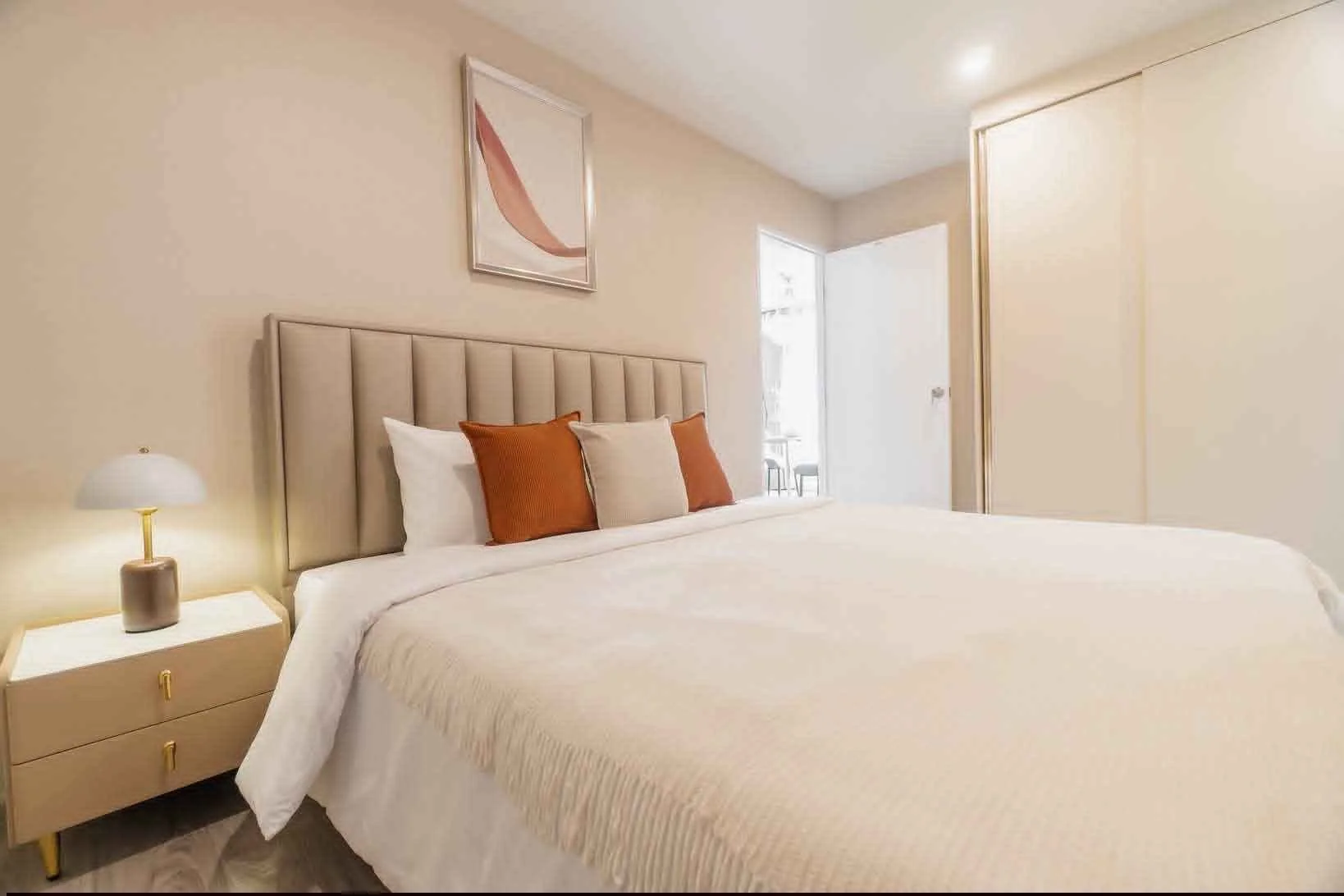 2 Bedroom condo in Regent Home Bangna
