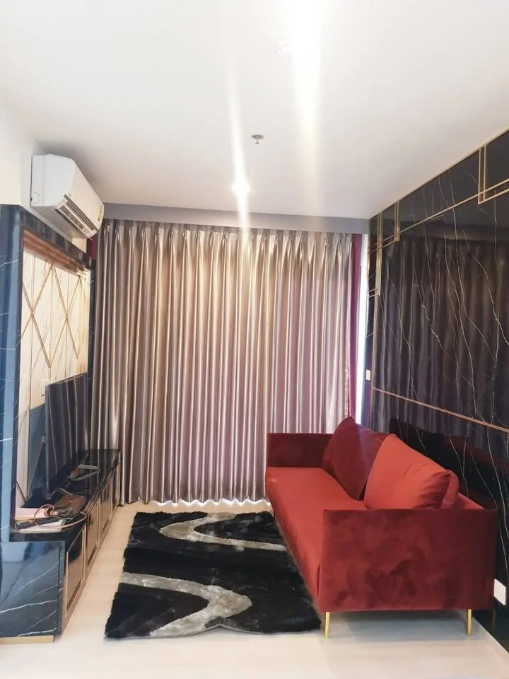 2 Bedroom condo in Life Asoke