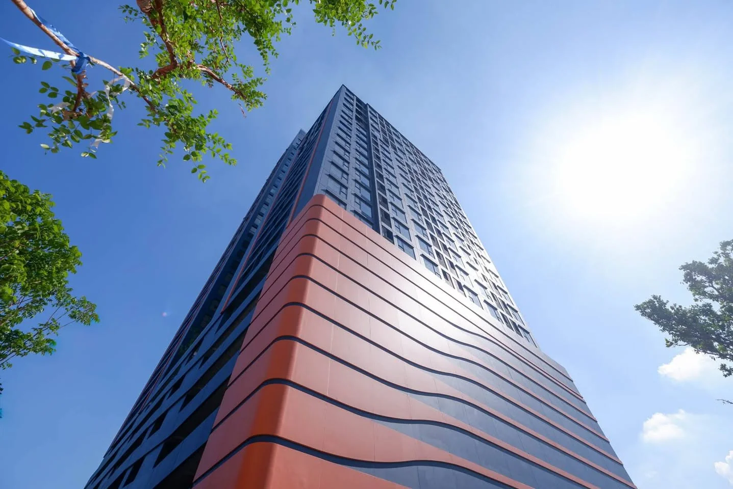 1 Bedroom condo in Origin Play Bangkhunnon Triple Station