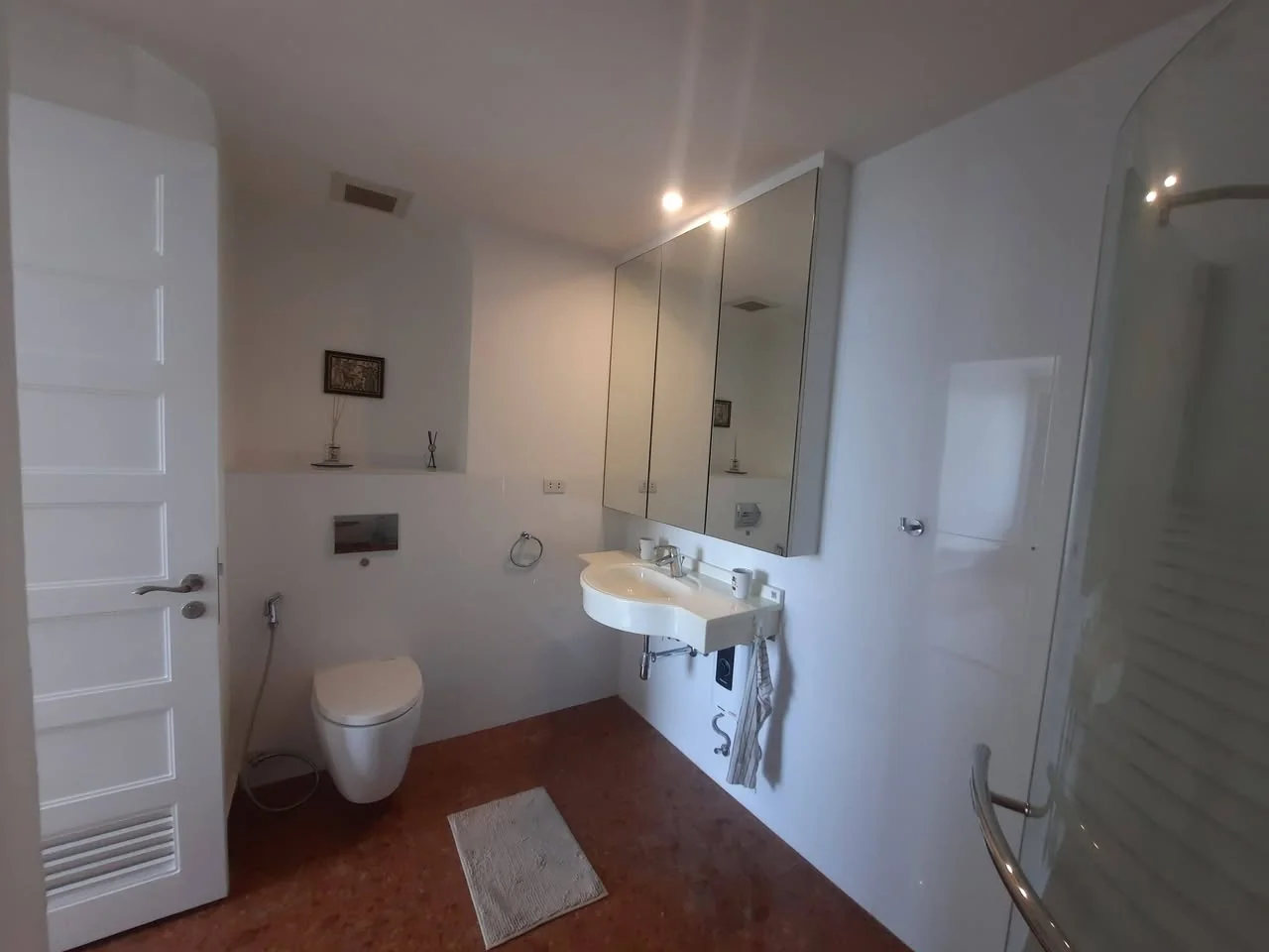 1 Bedroom condo in AGUSTON Sukhumvit 22