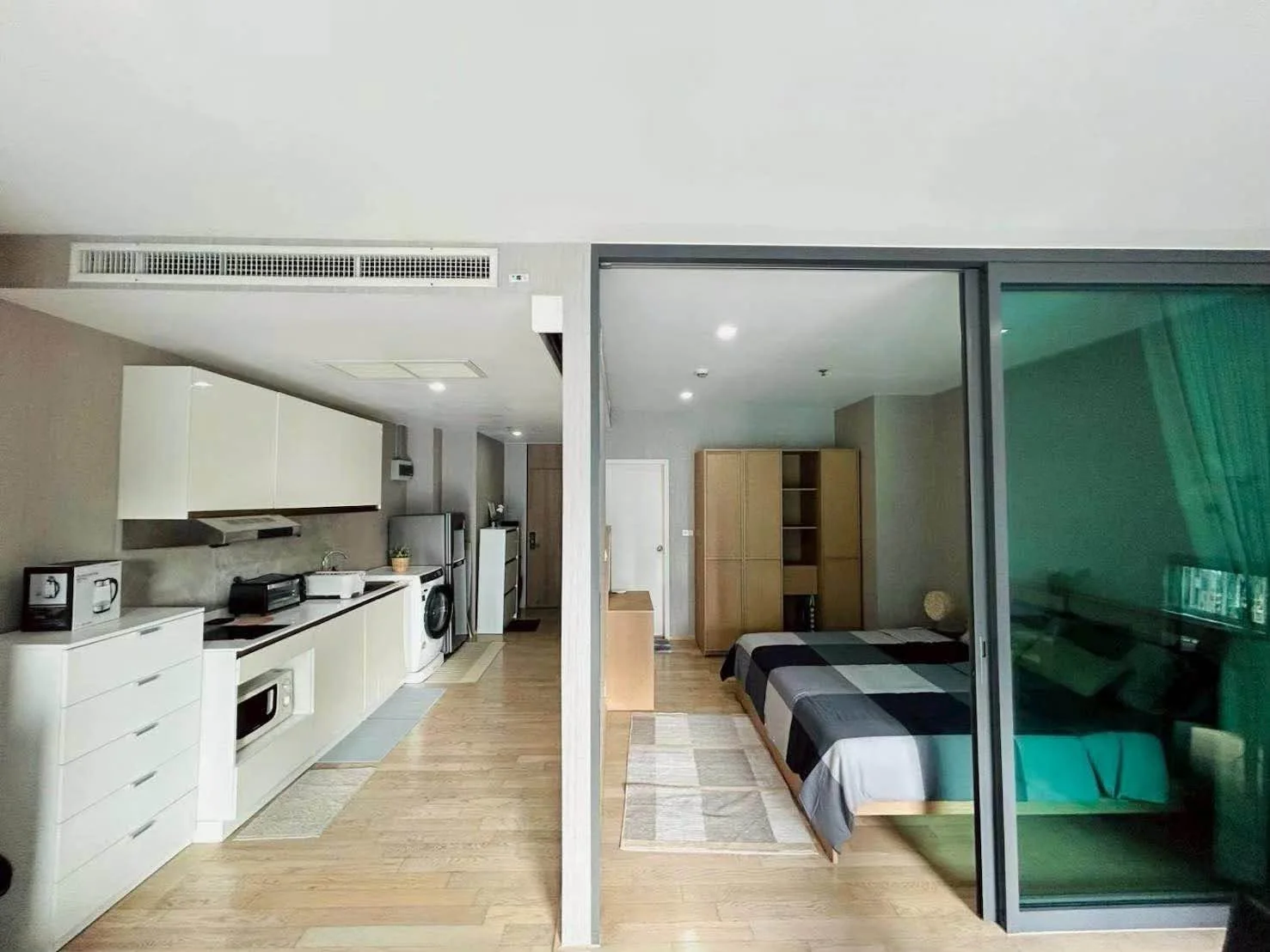 1 Bedroom condo in Noble Remix 2 Thonglor