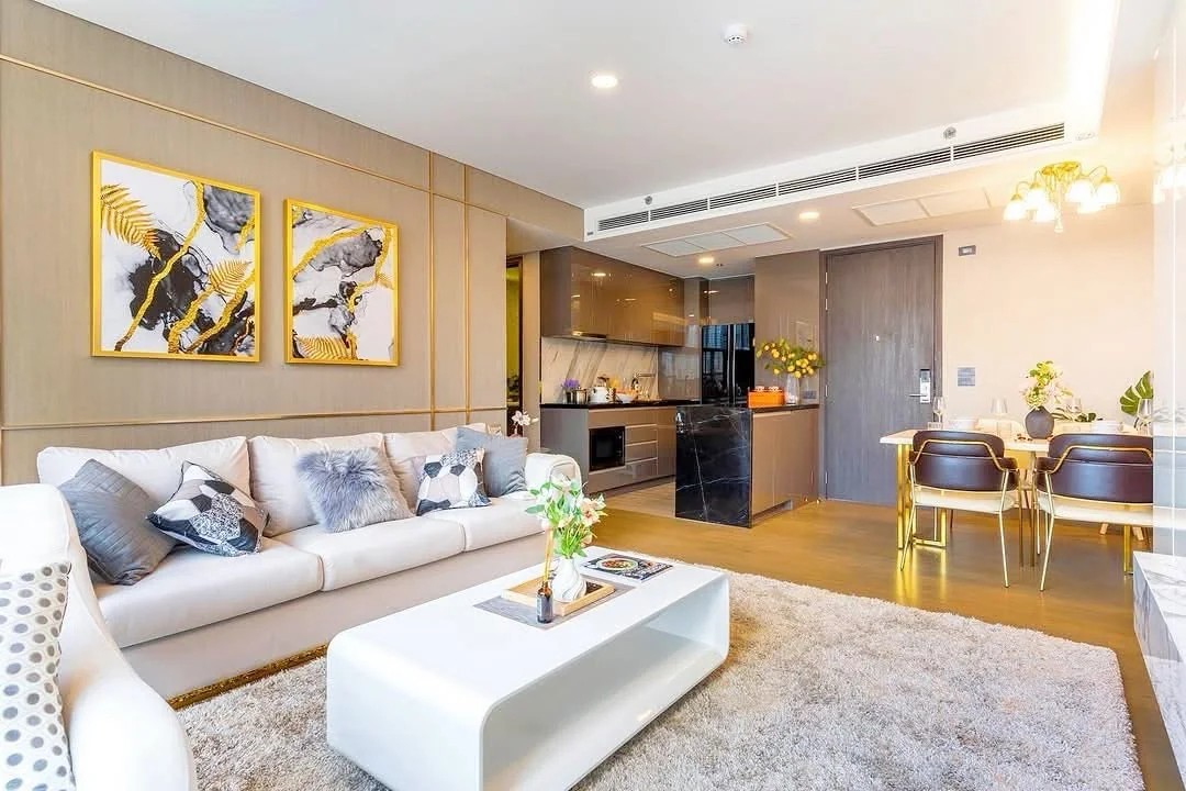 2 Bedroom condo in Siamese Exclusive Queens