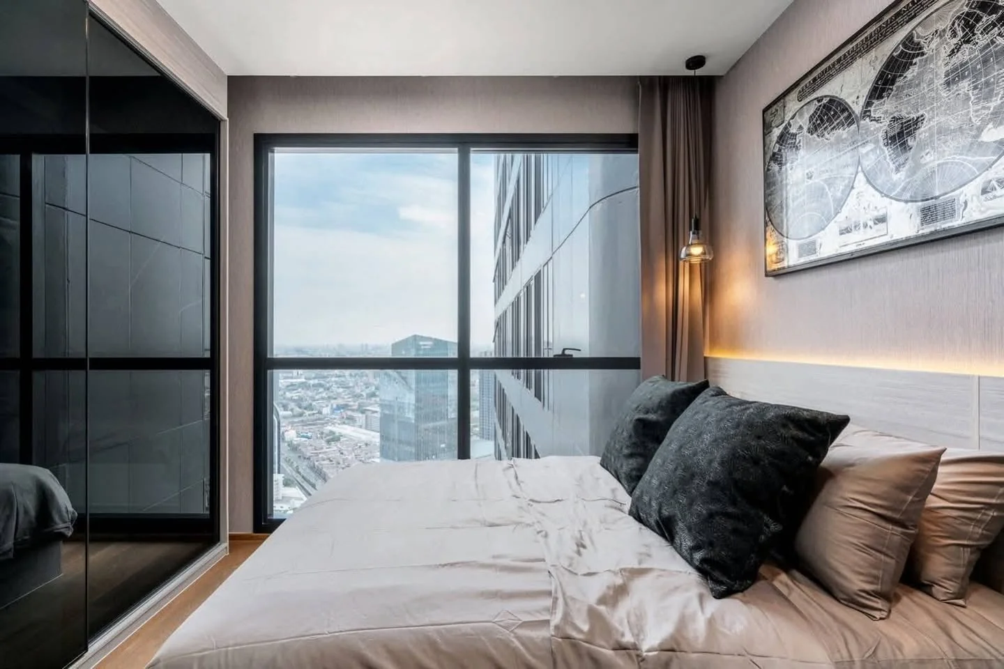 Studio condo in ASHTON Chula-Silom