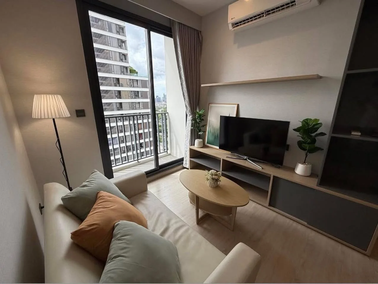 2 Bedroom condo in M Thonglor 10