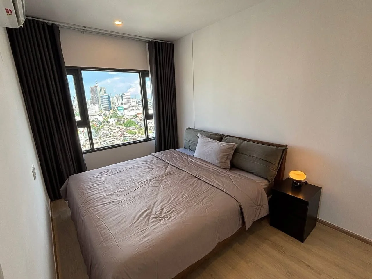 2 Bedroom condo in Life Rama 4-Asoke