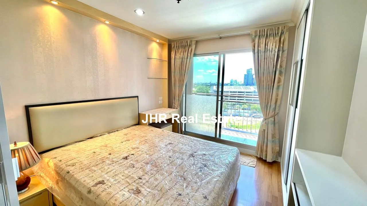 1 Bedroom condo in Lumpini Place Rama 9-Ratchada