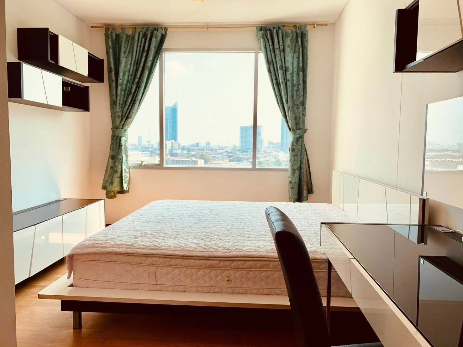 1 Bedroom condo in Villa Sathorn