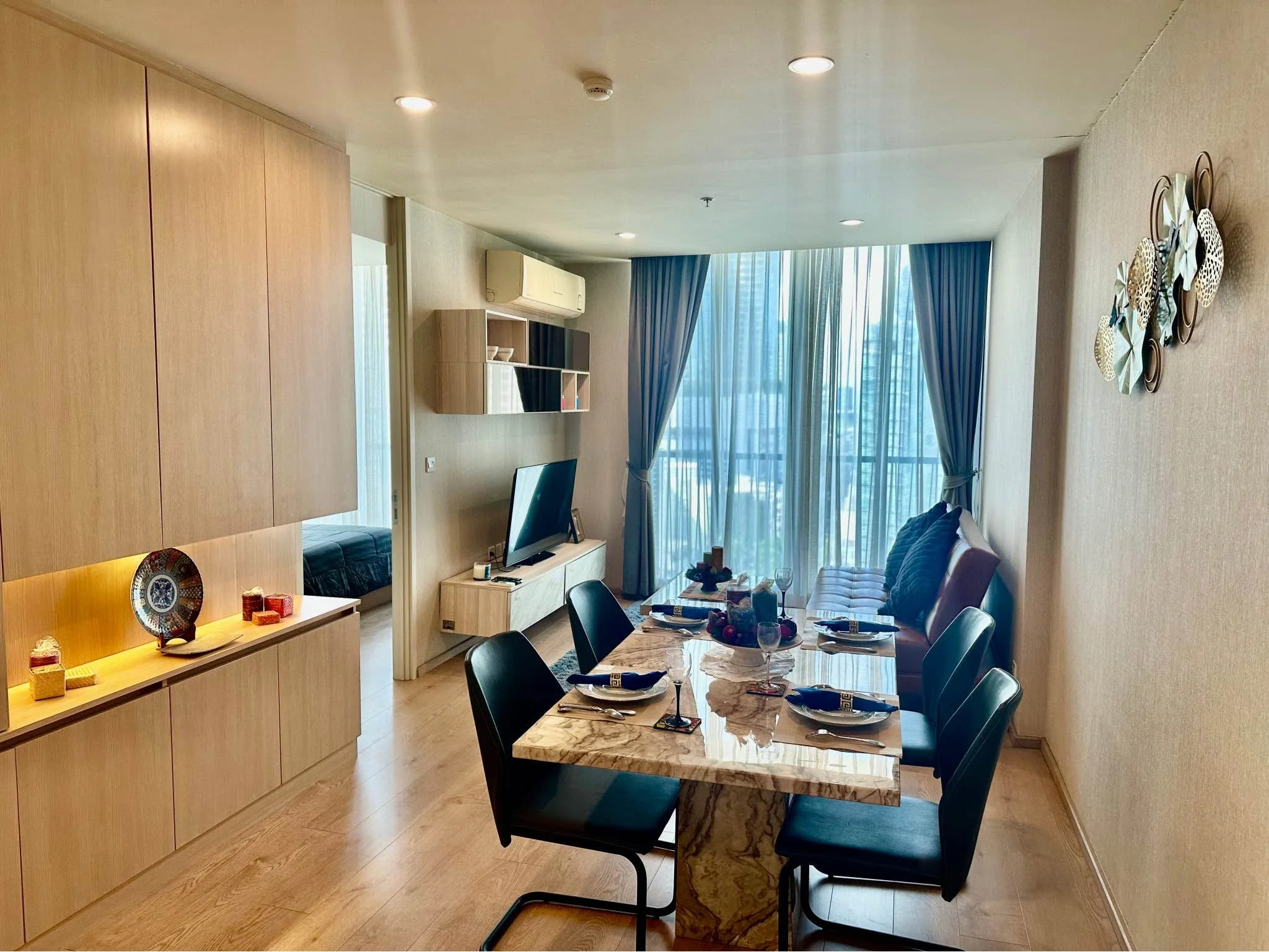 2 Bedroom condo in Noble Recole