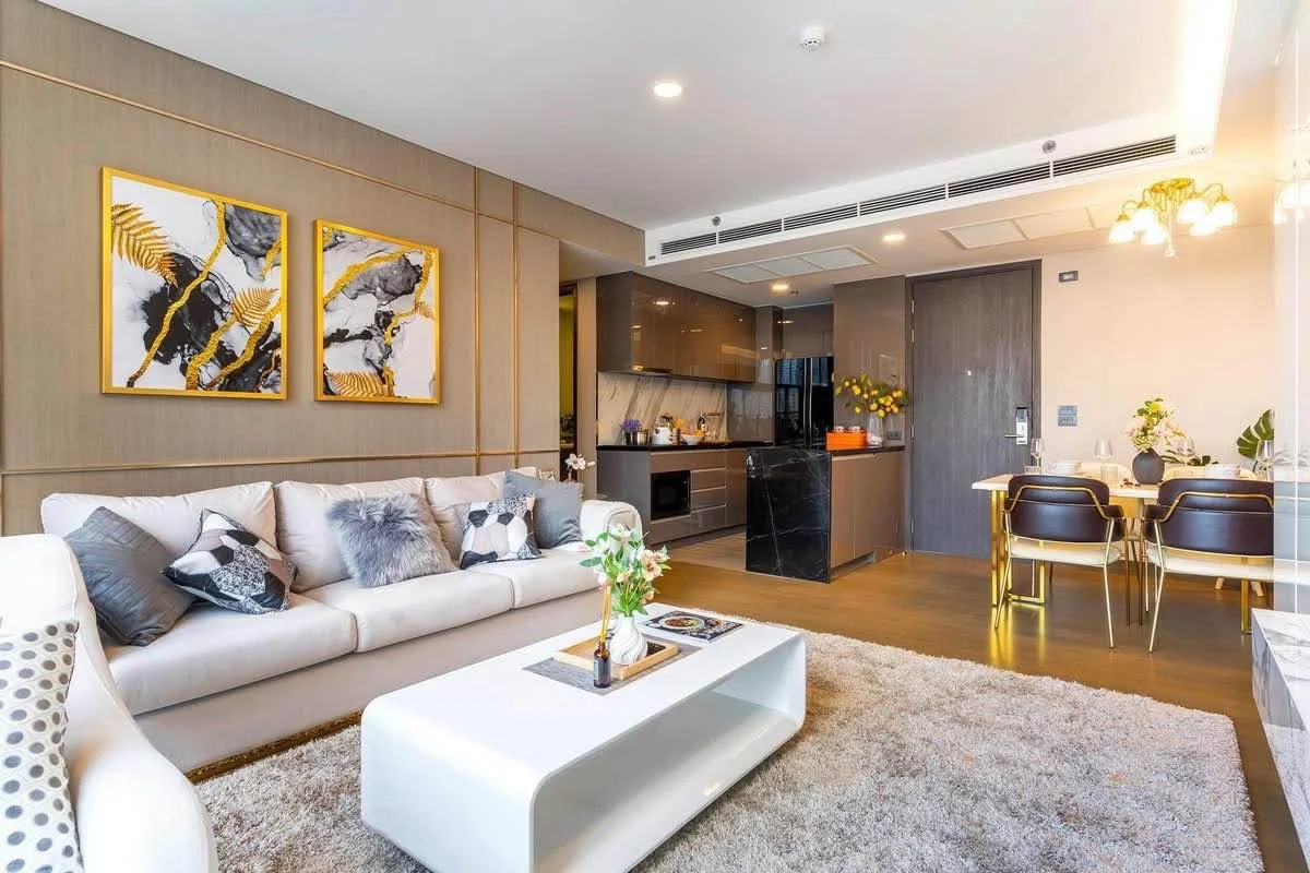 2 Bedroom condo in Siamese Exclusive Queens