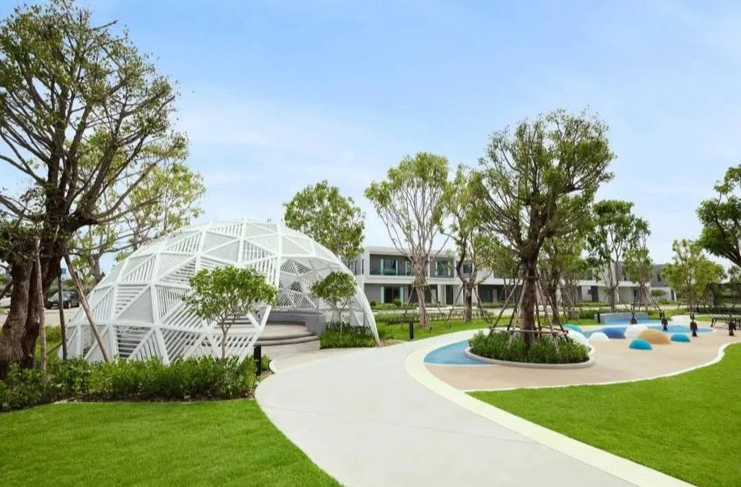 4 Bedroom condo in Centro Bangna-Wongwean