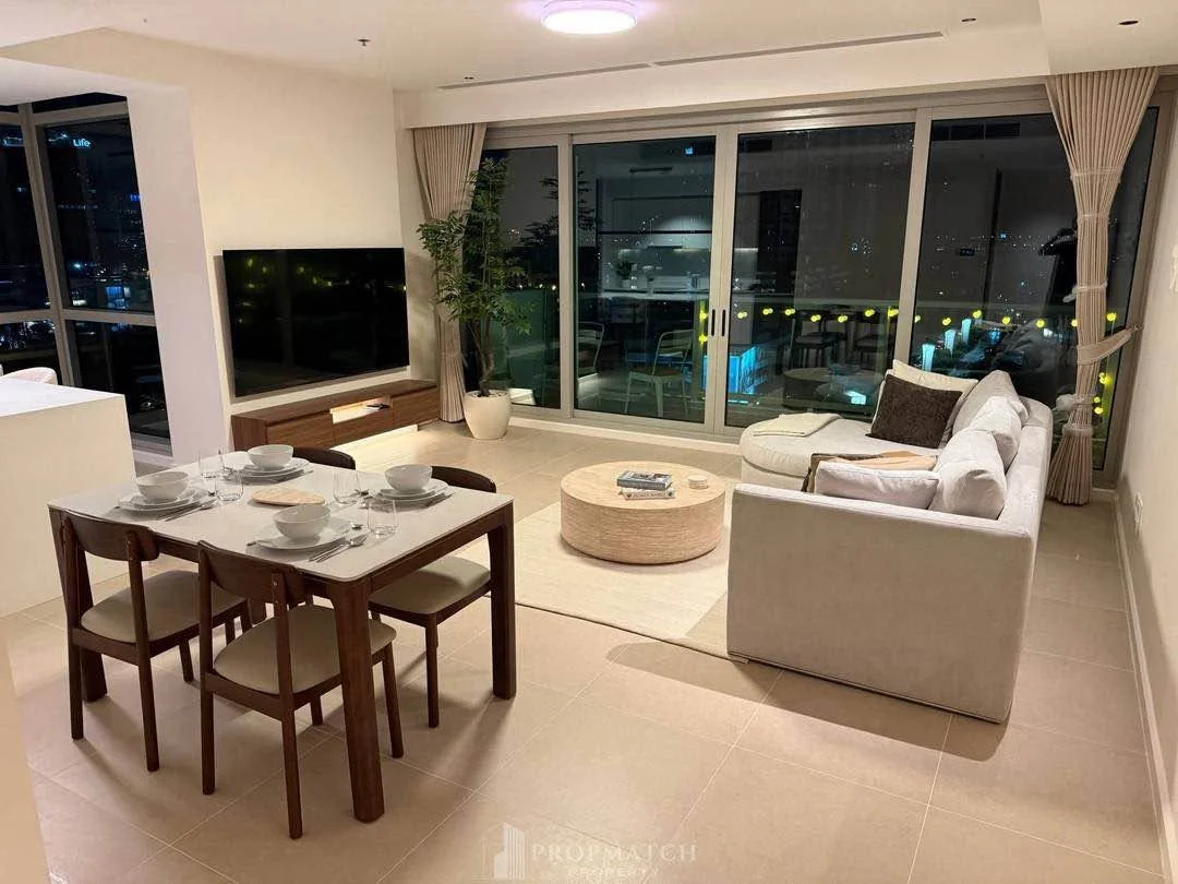 1 Bedroom condo in The Esse Sukhumvit 36