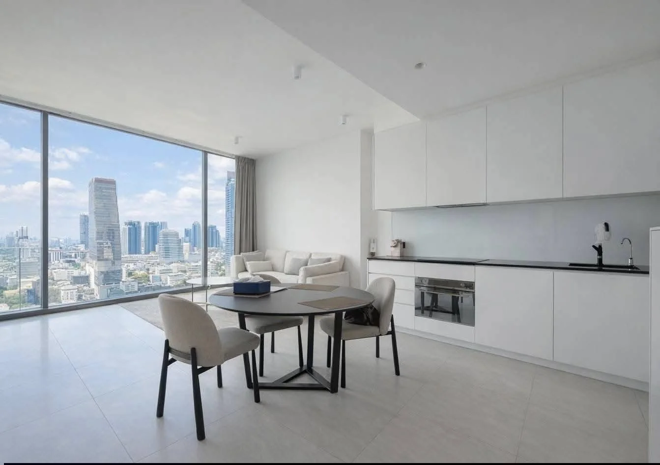 2 Bedroom condo in Tait Sathorn 12