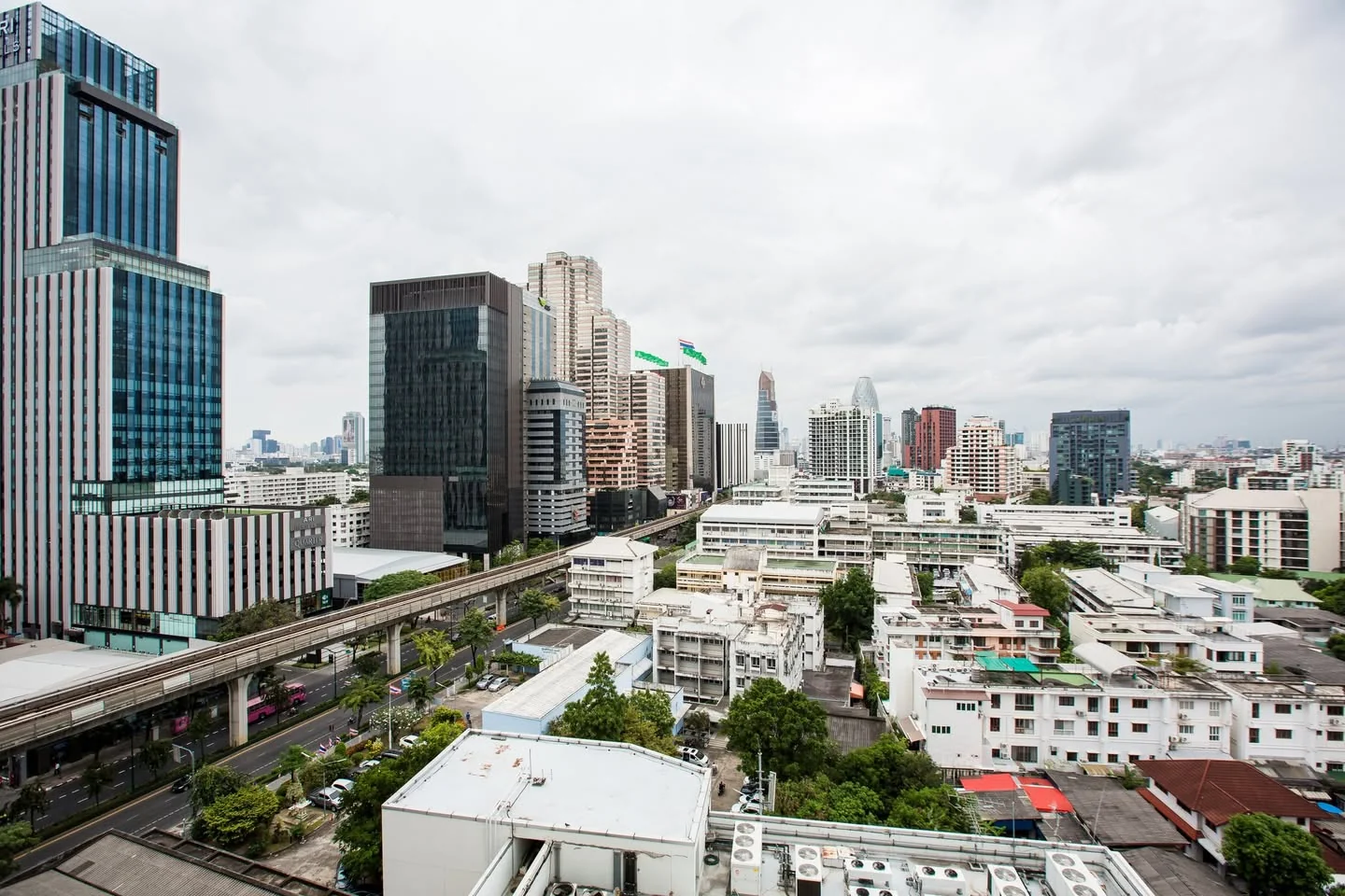 1 Bedroom condo in Centric Scene Phaholyothin 9