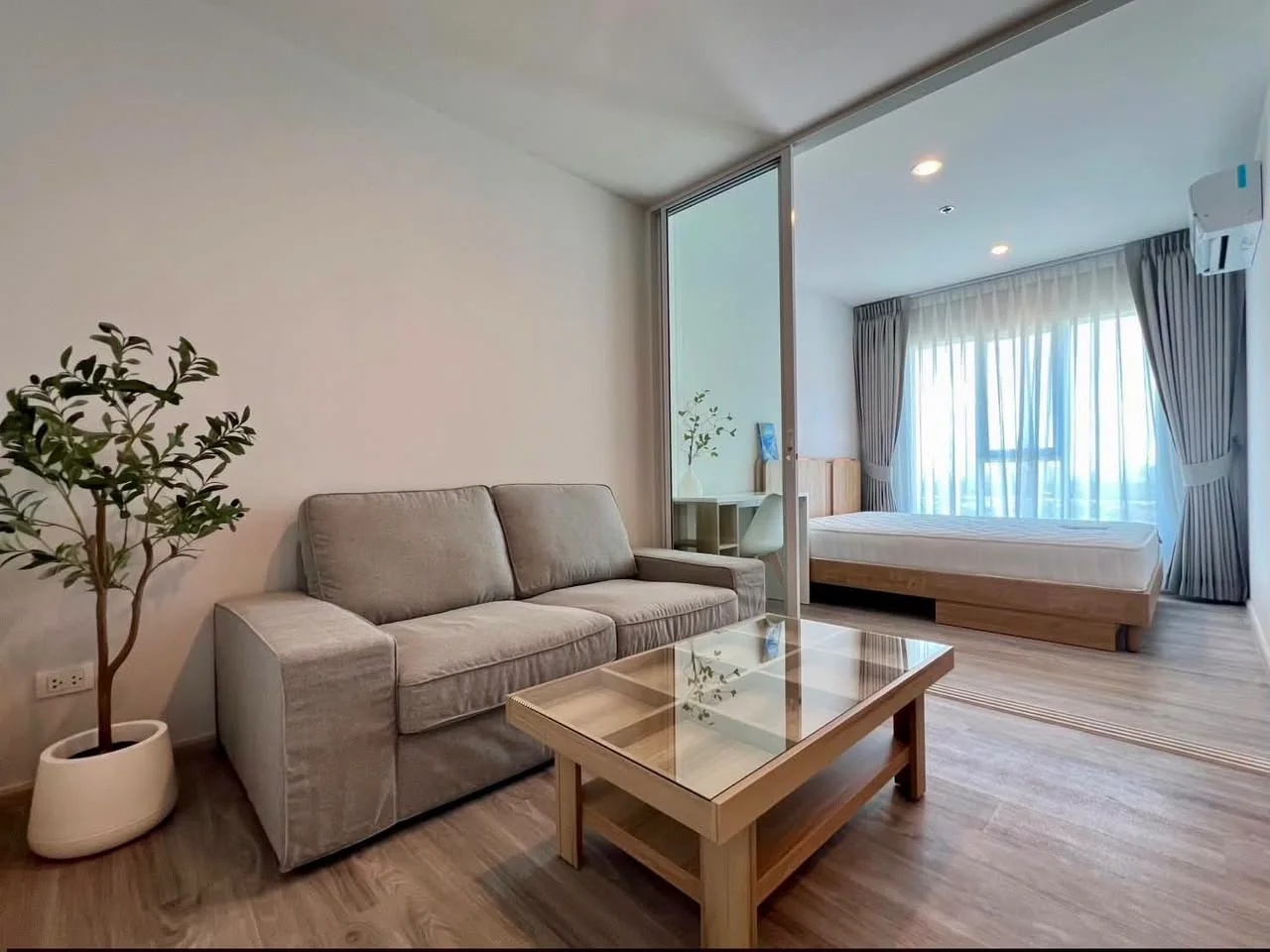 1 Bedroom condo in Regent Home Bangna