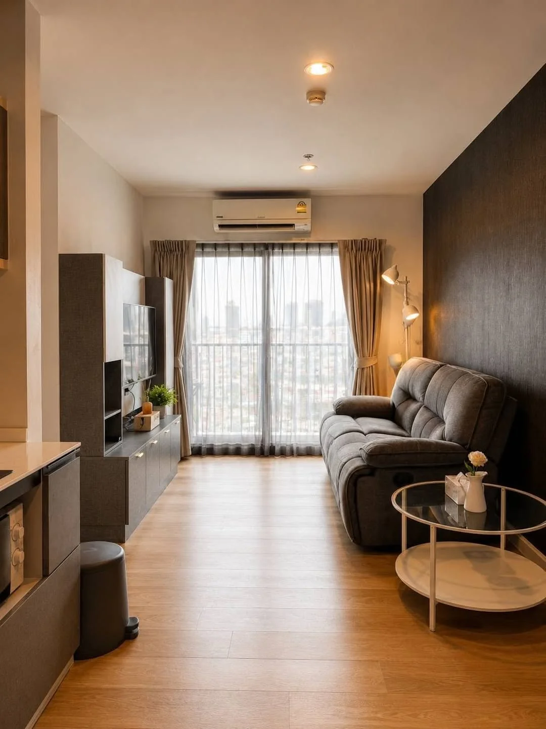 2 Bedroom condo in The Key Sathorn-Charoenraj
